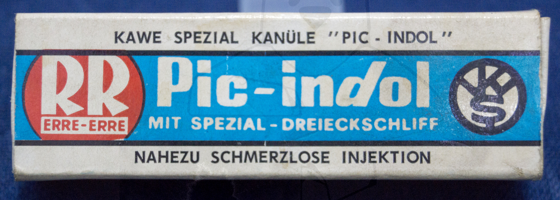 Mehrweg Kanüle mit "Spezial Dreieck Schliff", ca. Ende 1960'er Jahre, Originalverpackung